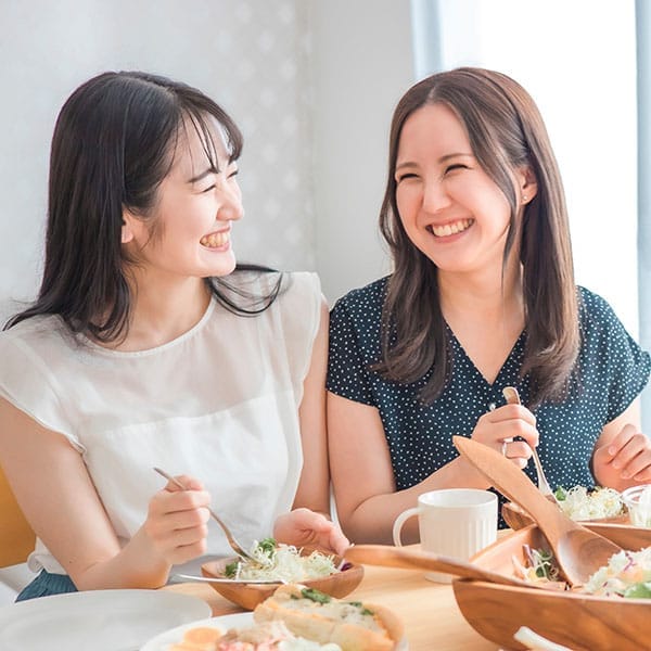 NOLAで楽しむニューオリンズ料理のディナーイメージ